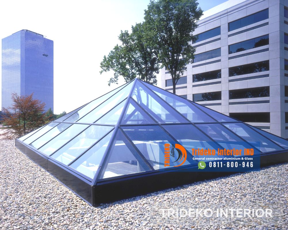 atap-kaca-skylight-1 Kanopi kaca void simak 5 kelebihan menggunakan atap kaca sebagai penutup atap void