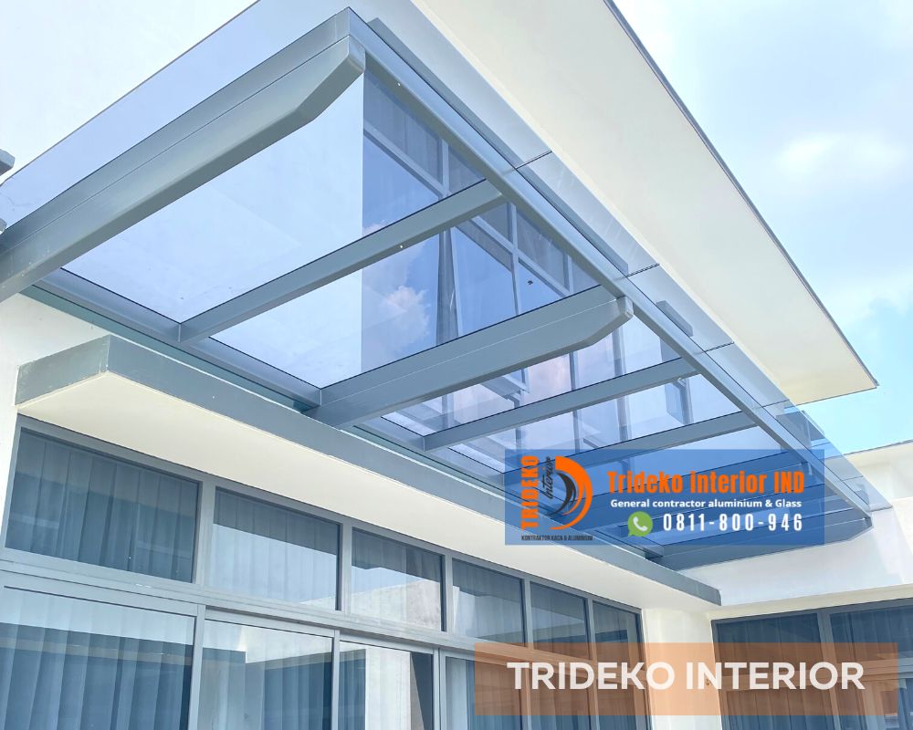 Kanopi Kaca untuk Teras Depan: Inspirasi Desain Elegan + Tips Anti Bocor Kanopi Kaca Untuk Teras Depan